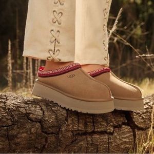 Ugg Tazz Platform Slipper